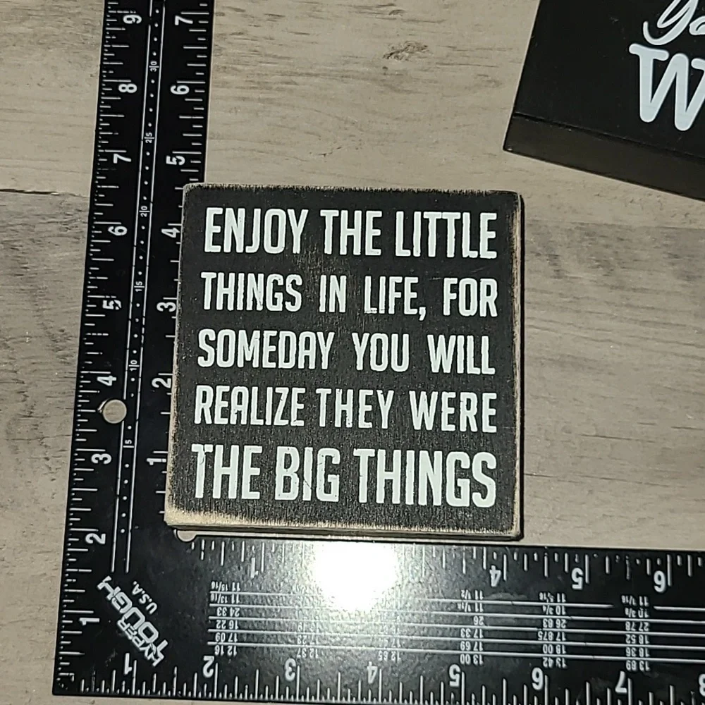 2 Mother's Day Themed Wood Signs